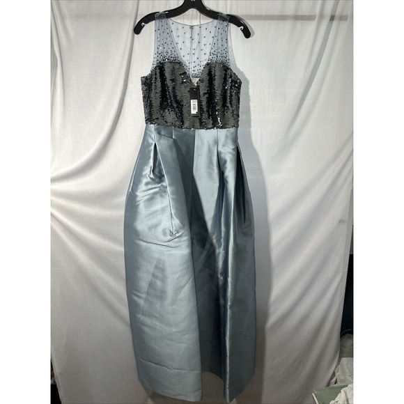 NWT‎ $995 SACHIN & BABI [ 8 ] A Line Sequin Erica Ball Gown Silver Ash Blue - Picture 8 of 13